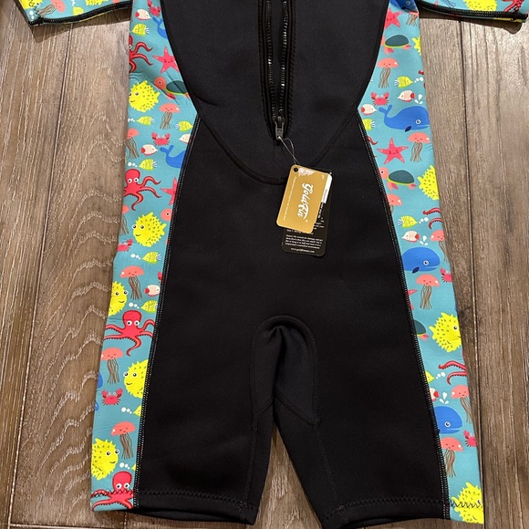 Goldfin Wetsuit - Picture 11 of 14